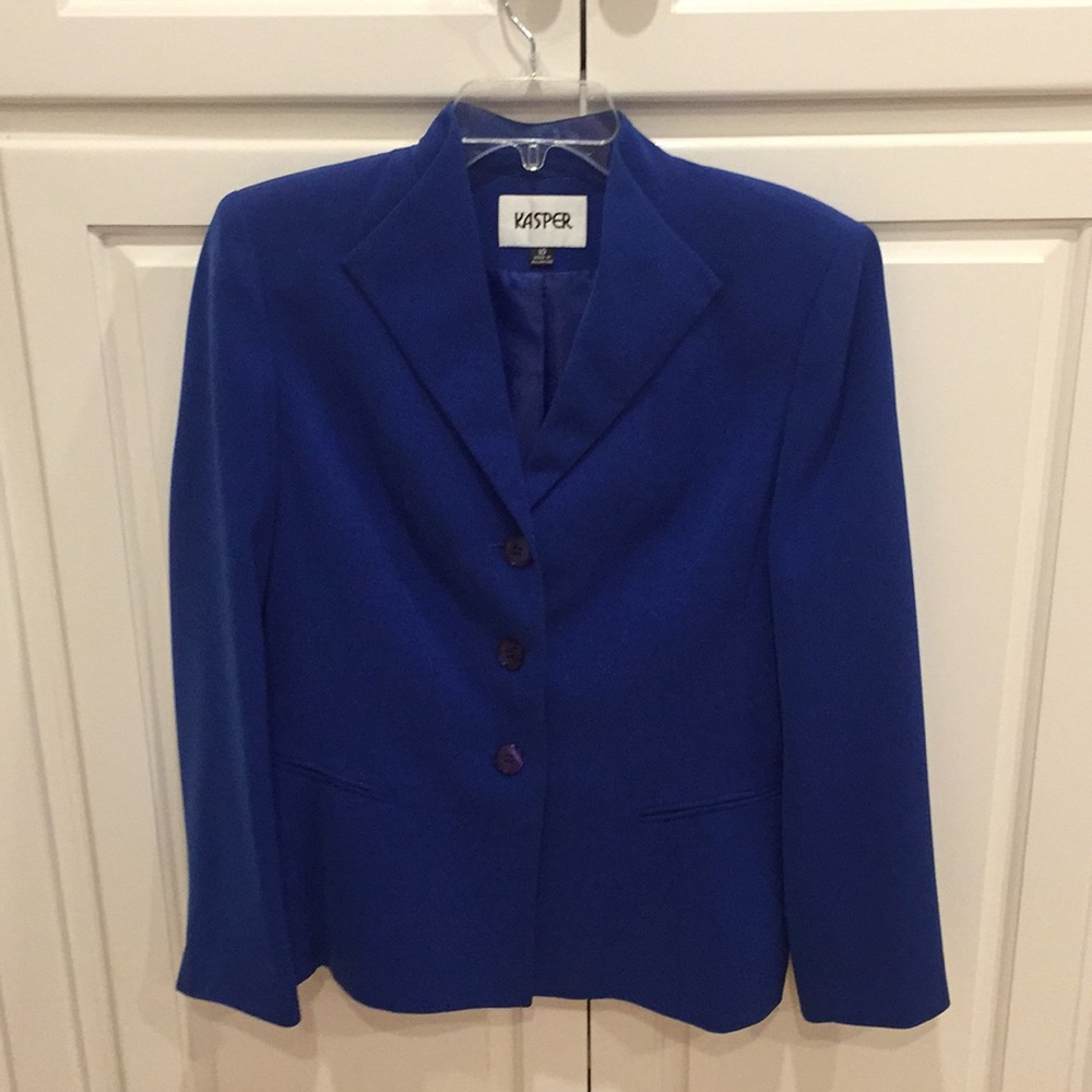 Kasper Suit
